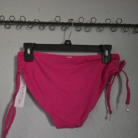 Anne Cole - Picture 4 of 4